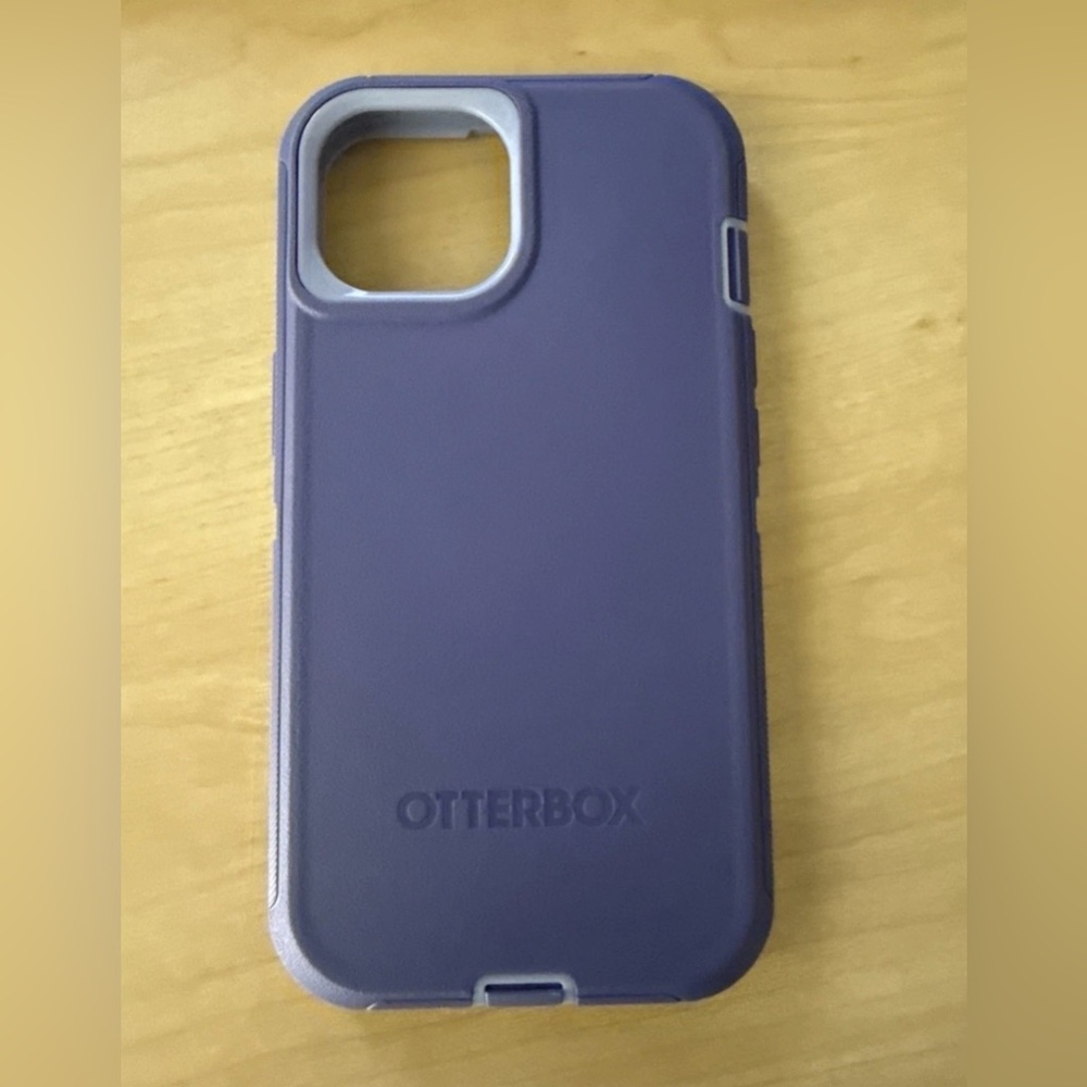OtterBox Defender Series Case for iPhone 13 - Purple